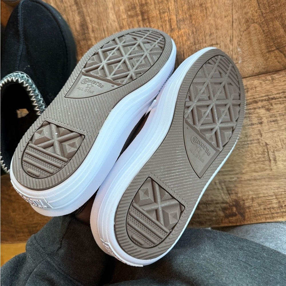 Brand New Custom Chuck Taylor All Star Move Platform - Picture 3 of 5